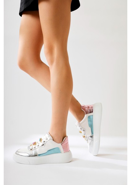 Deena Beyaz Kalın Tabanlı Taş Detaylı Sneakers modelleri