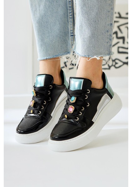 Deena Siyah Kalın Tabanlı Taş Detaylı Sneakers