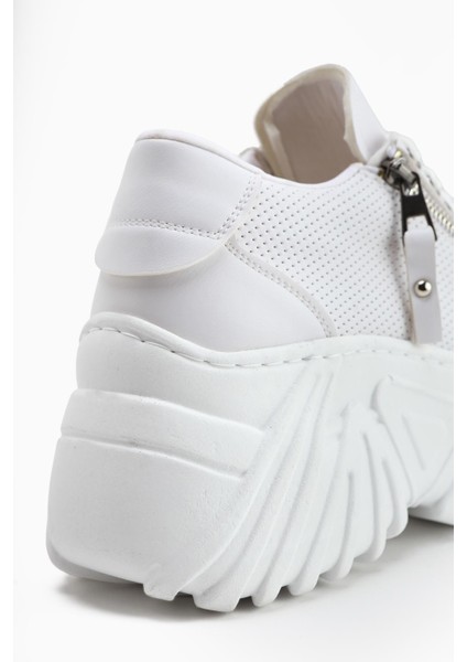 Betty Beyaz Yüksek Tabanlı Fermuar Detaylı Kadın Sneakers modelleri