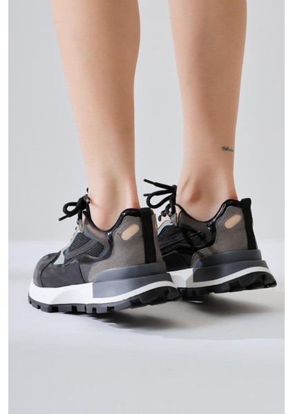 Shokat Siyah Bağcıklı Süet Yüksek Taban Sneakers indirimleri