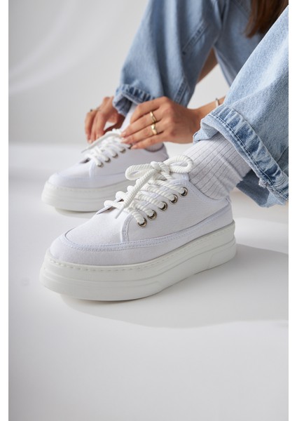 Sassa Beyaz Yüksek Tabanlı Bağcıklı Kadın Sneaker indirimleri