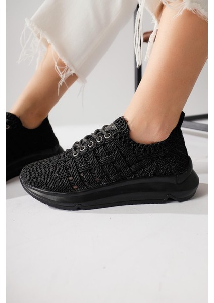 Melisia Siyah Taş Detaylı Örgü Spor Ayakabı fırsatları