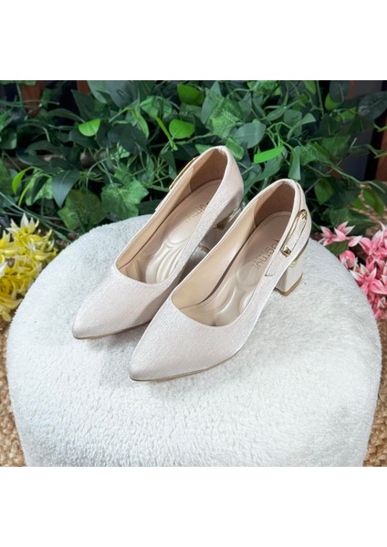 Parlak Dokulu Kemer Detaylı Düz Topuklu Ayakkabı M1151