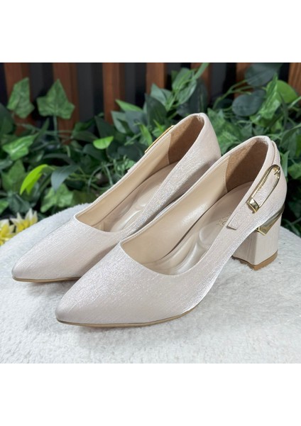 Parlak Dokulu Kemer Detaylı Düz Topuklu Ayakkabı M1151 fiyatları
