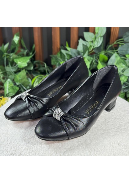 Fiyonku Küçük Taş Detaylı Topuklu Ayakkabı M1155 fiyatları
