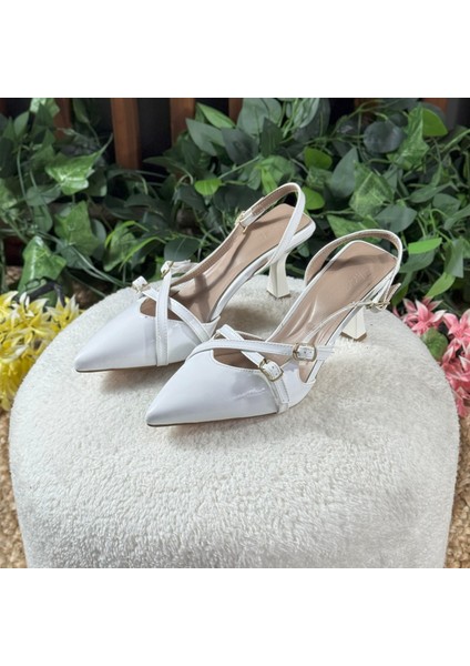 RUGAN SİVRİ BURUN KEMERLİ TOPUKLU AYAKKABI M1101