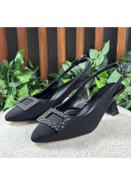 Özel Kare Tokalı Ince Topuklu Ayakkabı M1107 modelleri