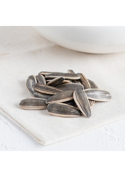 Dakota Çekirdek Çiğ (Kg) 250 gr fiyatları