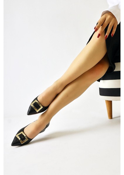 Charoline Siyah Tokalı Kısa Topuklu Sivri Burunlu Ayakkabı fiyatları