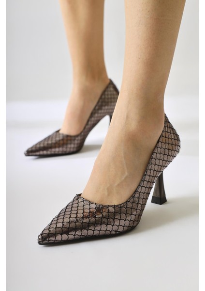 Celestine Platin Balık Pulu Dokulu Sivri Burunlu Stiletto