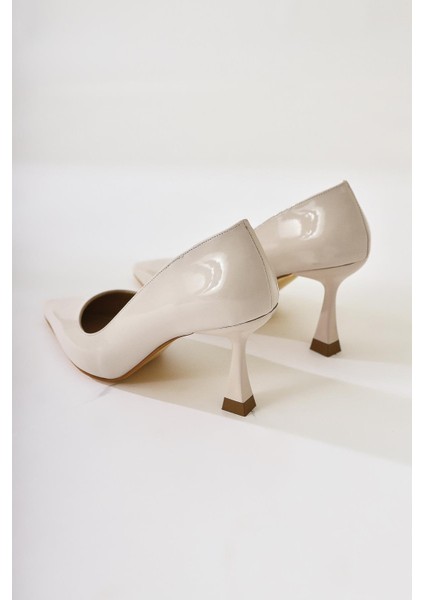 Celestine Bej Rugan Sivri Burunlu Stiletto fırsatları