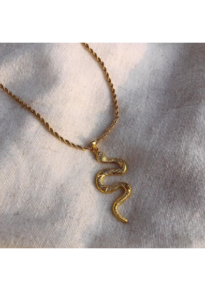 Kadın Altın Rengi Yılan Figürlü Yeni Moda Gold Kombin Kolye fiyatları