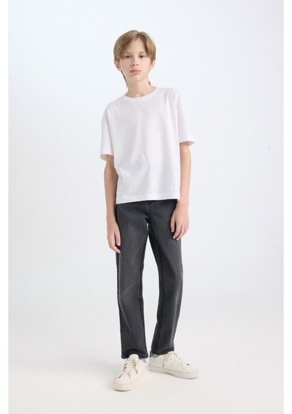 Erkek Çocuk Loose Fit Düz Paça Cepli Basic Düz Jean Pantolon C3698A824WN fiyatları