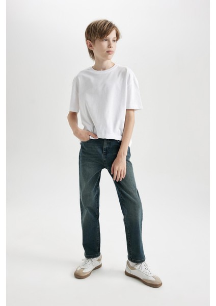 Erkek Çocuk Straight Fit Düz Paça Cepli Jean Pantolon C7237A824CW fiyatları