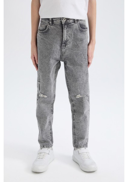 Erkek Çocuk Balloon Fit Yırtık Detaylı Düz Paça Jean Pantolon C5707A824WN fırsatları