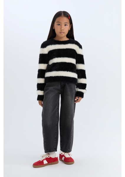 Kız Çocuk Barrel Fit Bilek Boy Geniş Bol Paça Jean Pantolon D5448A824WN fiyatları