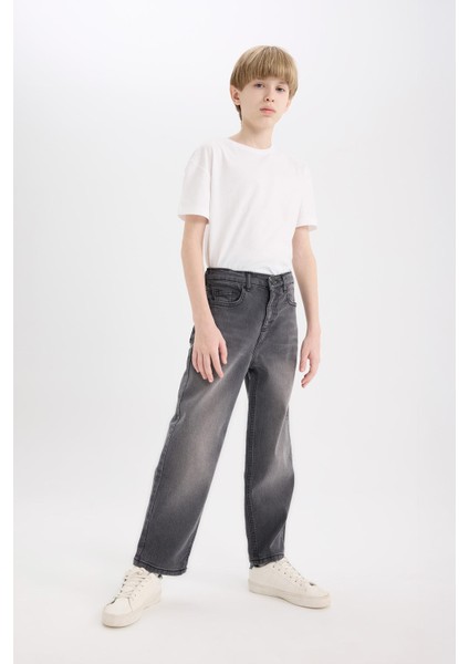 Erkek Çocuk Loose Fit Düz Paça Basic Düz Jean Pantolon D6489A825SM fiyatları