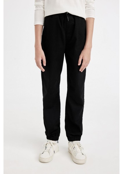 Erkek Çocuk Beli Bağcıklı Lastikli Paça Cepli Basic Düz Siyah Jogger Gabardin Pantolon A9395A824WN modelleri