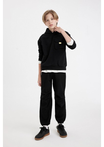 Erkek Çocuk Beli ve Paçası Lastikli Paraşüt Jogger Pantolon C6616A824AU fiyatları