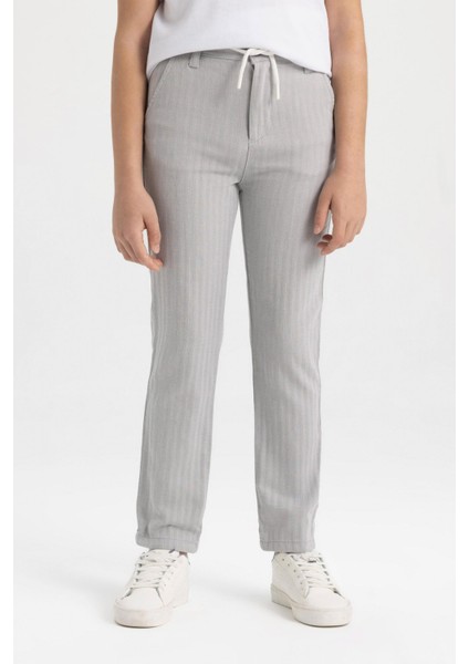 Erkek Çocuk Standart Paça Pantolon indirimleri