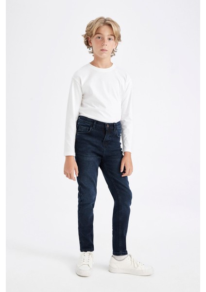 Erkek Çocuk Slim Fit Dar Kesim Düz Paça Cepli Jean Pantolon C5706A824WN indirimleri
