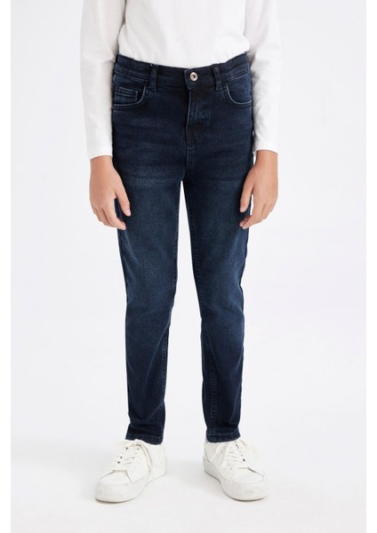 Erkek Çocuk Slim Fit Dar Kesim Düz Paça Cepli Jean Pantolon C5706A824WN