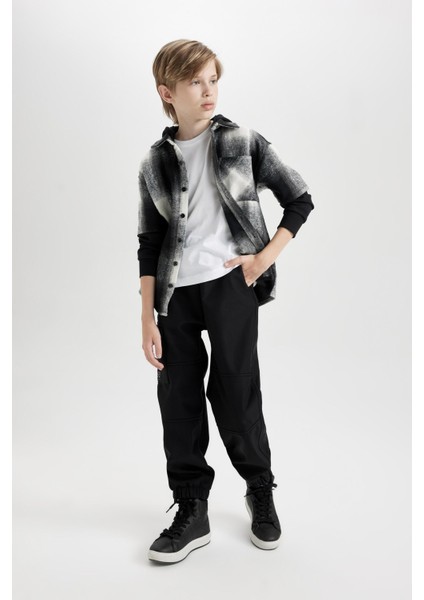 Erkek Çocuk Beli ve Paçası Lastikli Kargo Cepli Pelüş Polar Astarlı Siyah Jogger Pantolon D3460A824WN modelleri