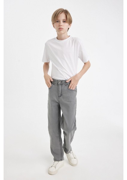Erkek Çocuk Straight Fit Düz Paça Cepli Gri Basic Düz Jean Pantolon C3697A824WN fiyatları