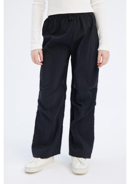 Kız Çocuk Beli Lastikli Düz Paça Paraşüt Pantolon D7605A825SM fırsatları