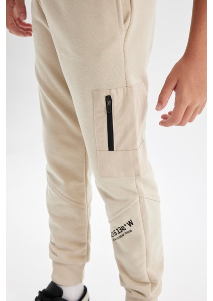Erkek Çocuk Baskılı Beli Paçası Lastikli Cepli Jogger Okul Eşofman Altı D0992A824AU indirimleri