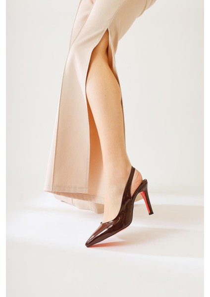 Minal Bordo Rugan Sivri Burunlu Kırmızı Jurdanlı Topuklu Ayakkabı fırsatları