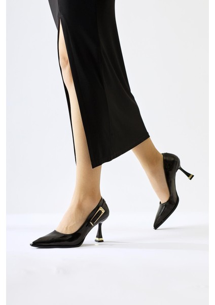 Mithra Siyah Rugan Sivri Burunlu Toka Detaylı Topuklu Ayakkabı modelleri