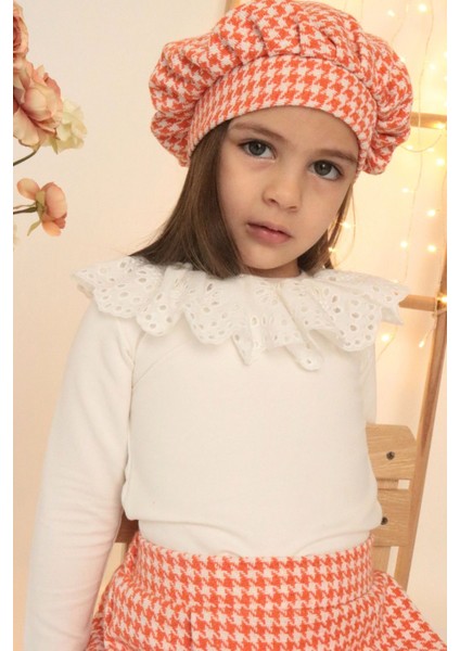 Kız Çocuk Ekru Uzun Kollu Bisiklet Yaka Fisto Detaylı 23 Nisan Body Bluz modelleri