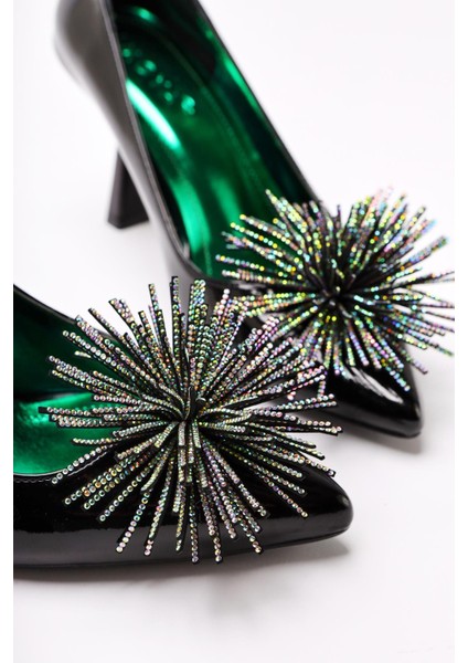 Choi Siyah Rugan Sivri Burunlu Taşlı Püskül Detaylı Topuklu Kadın Ayakkabı