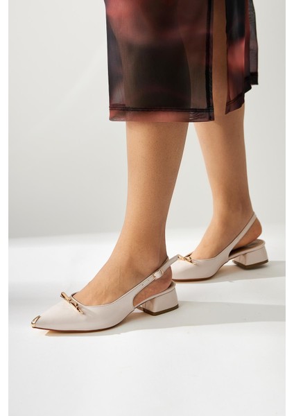 Noella Bej Rugan Sivri Burunlu Metalik Fiyonklu Kısa Topuklu Kadın Ayakkabı fırsatları