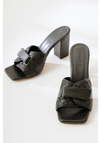 Prisha Siyah Çıtçıt Detaylı Desenli Topuklu Ayakkabı fiyatları