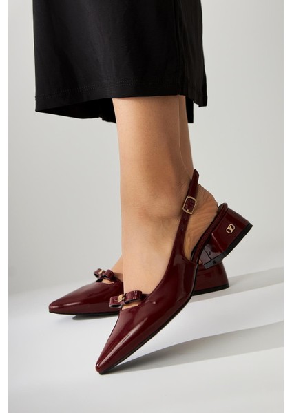 Sevy Borda Rugan Toka Detaylı Kısa Topuklu Kadın Ayakkabı fiyatları