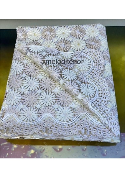 Lüks Şeffaf Kaplama Papatya Desen Kaymaz Silinebilir Pvc Muşamba Masa Örtüsü fırsatları