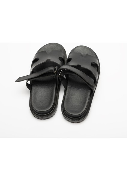 Ellen Kalın Tabanlı Cırt Bantlı Kadın Terlik modelleri