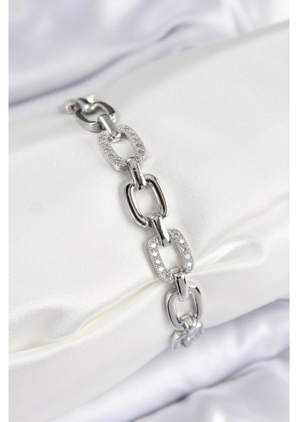 Pirinç Zirkon Taşlı Parçalı Zincir Model Gümüş Renk Kadın Bileklik - TJ-BB7536