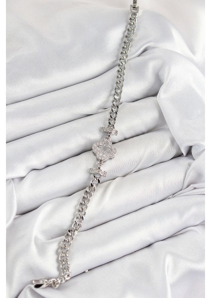 Pirinç Zirkon Taşlı Yonca Model Gümüş Renk Kadın Bileklik - TJ-BB7538 fiyatları