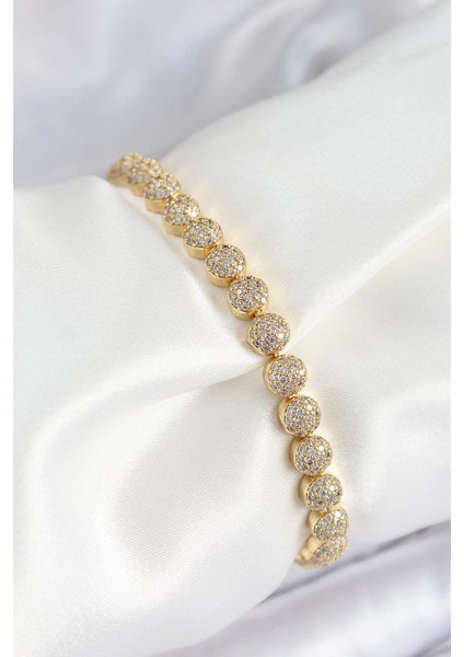 Pirinç Zirkon Taşlı Yarım Topcuk Model Gold Renk Vıp Seri Kadın Bileklik - TJ-BB7508