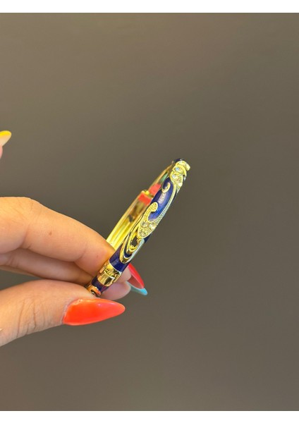 Çelik Mineli Desenli Kadın Kelepçe Bileklik modelleri