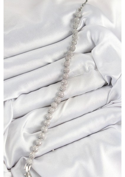 Pirinç Zirkon Taşlı Yarım Topcuk Model Gümüş Renk Vıp Seri Kadın Bileklik - TJ-BB7507 fiyatları