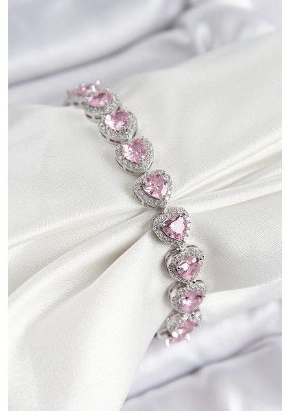 Pirinç Zirkon Taşlı Pembe Kalp Baget Model Gümüş Renk Vıp Seri Kadın Bileklik - TJ-BB7501