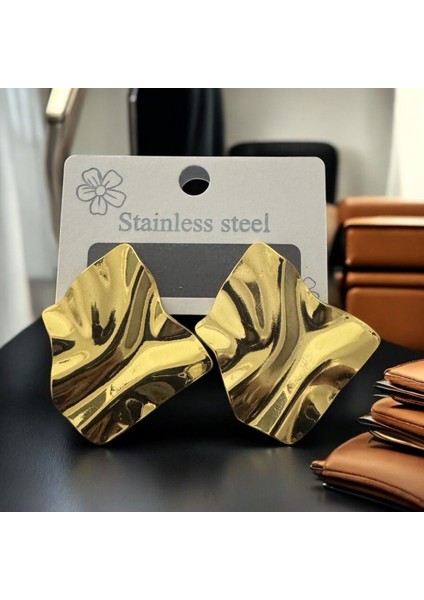 Gold Paslanmaz Çelik Asimetrik Tasarım Küpe