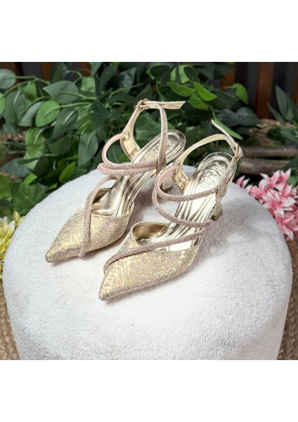 Taş Şeritli Parlak Işıltılı Özel Gün Topuklu Ayakkabı M1120