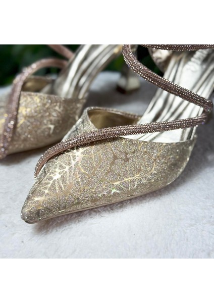 Taş Şeritli Parlak Işıltılı Özel Gün Topuklu Ayakkabı M1120 fiyatları