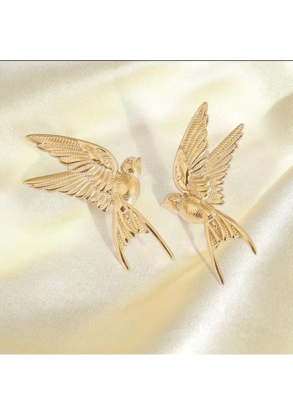 Çelik Waterproof Barış Güvercini Tasarımlı Küpe modelleri