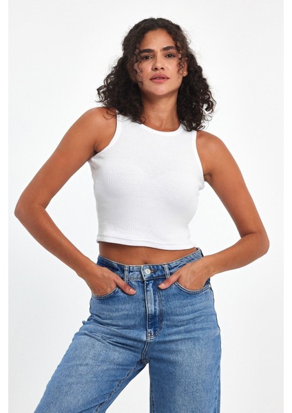 Kadın Beyaz Fitilli Görünümlü Askılı Kalın Esnek Örme Basic Crop Atlet Bluz fiyatları